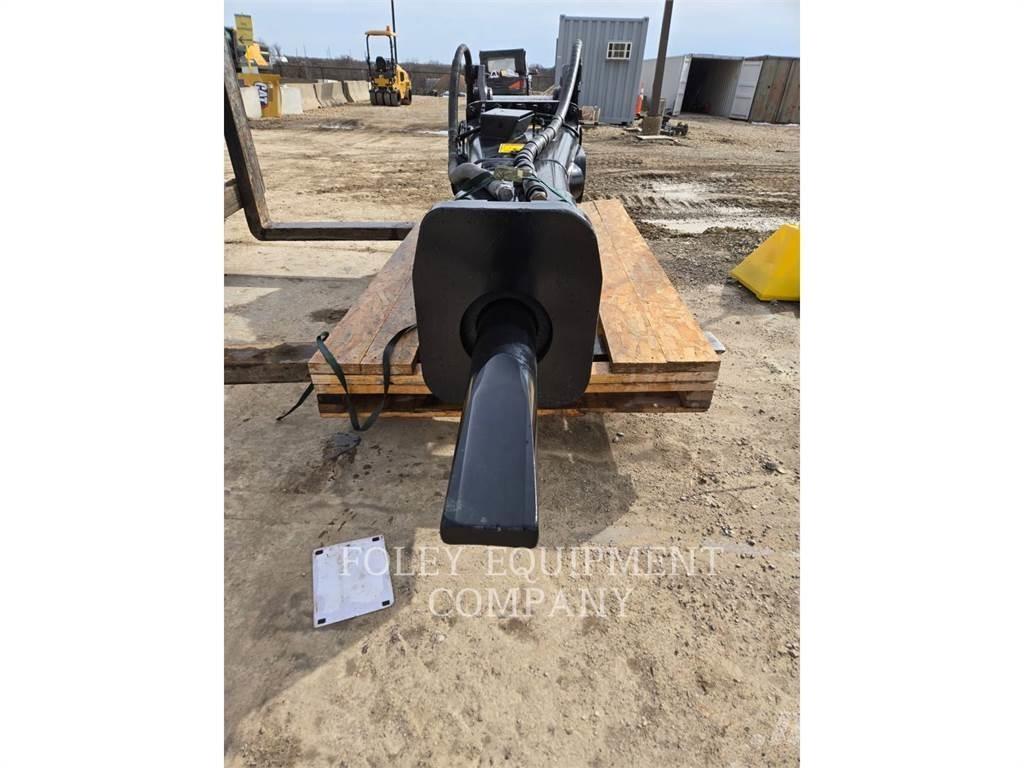 CAT H180DS Гидромолоты