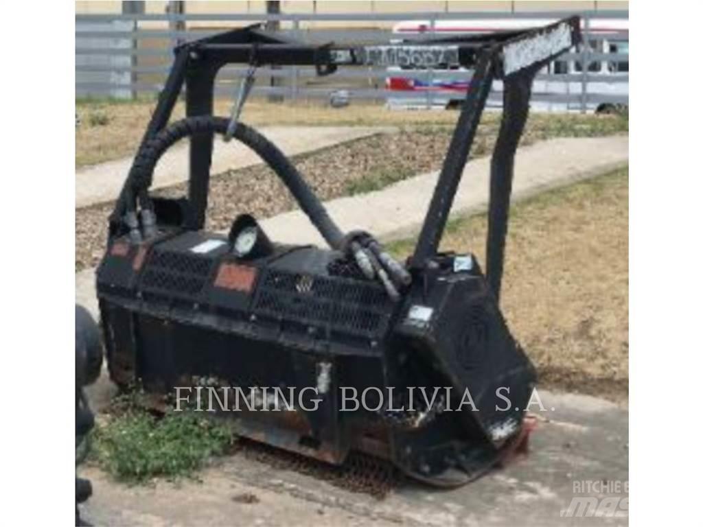 CAT HM135C Лесовые мулчеры