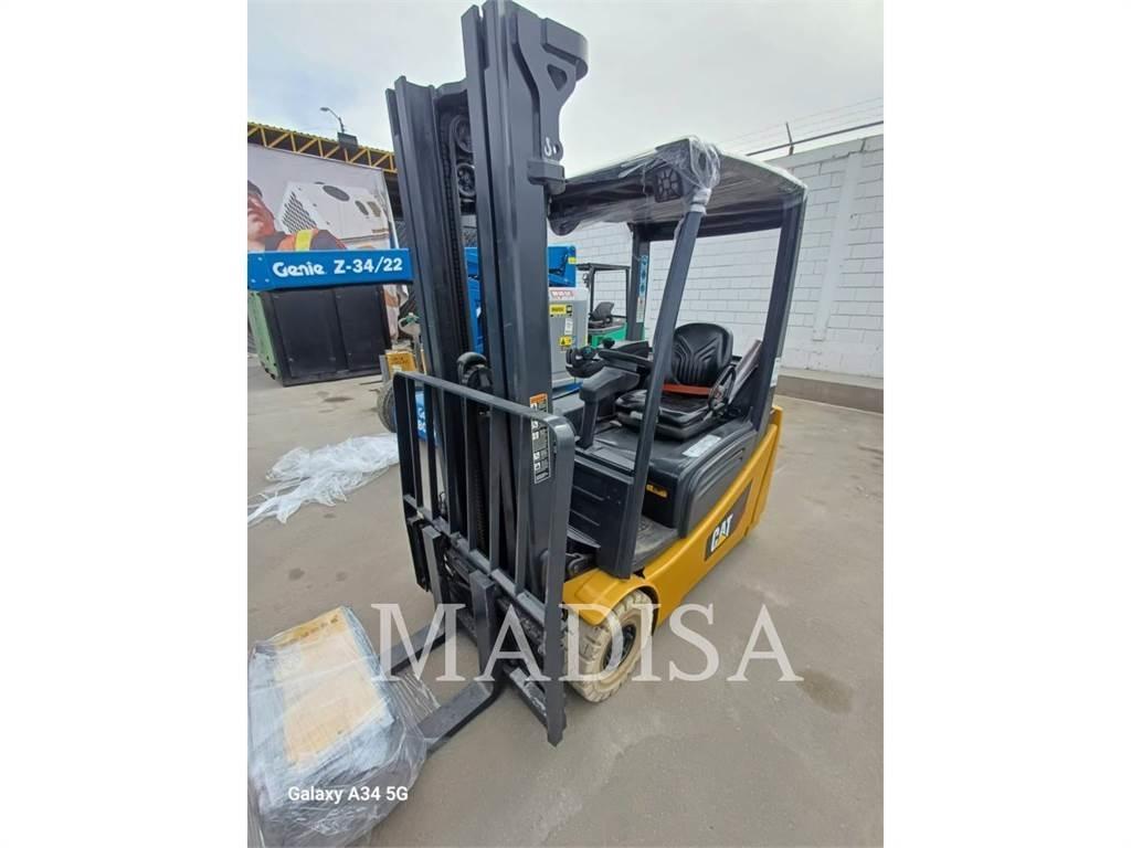 CAT LIFT TRUCKS 2ET3000 Другие складские механизмы