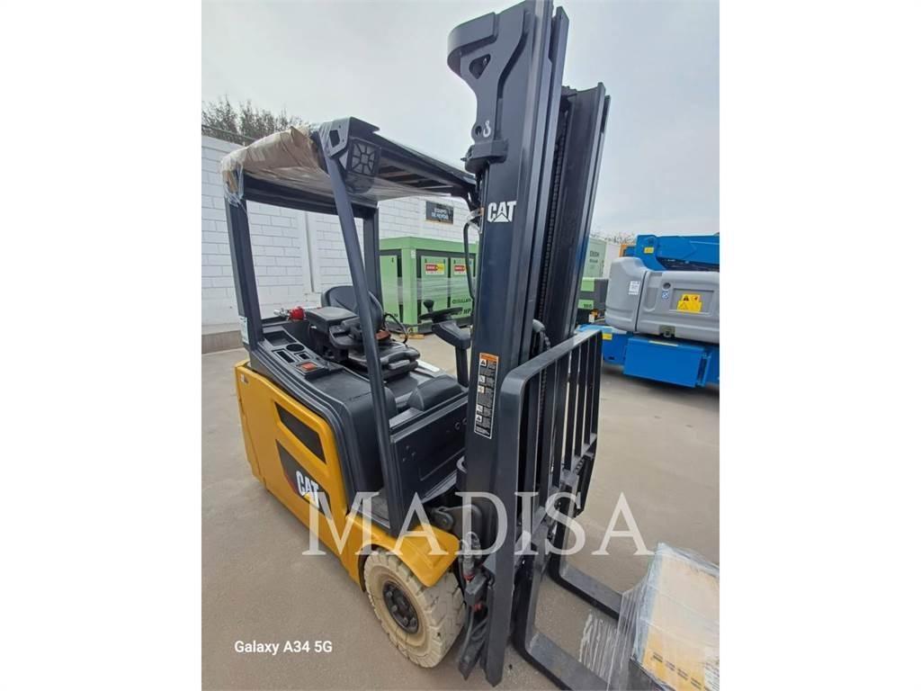 CAT LIFT TRUCKS 2ET3000 Другие складские механизмы