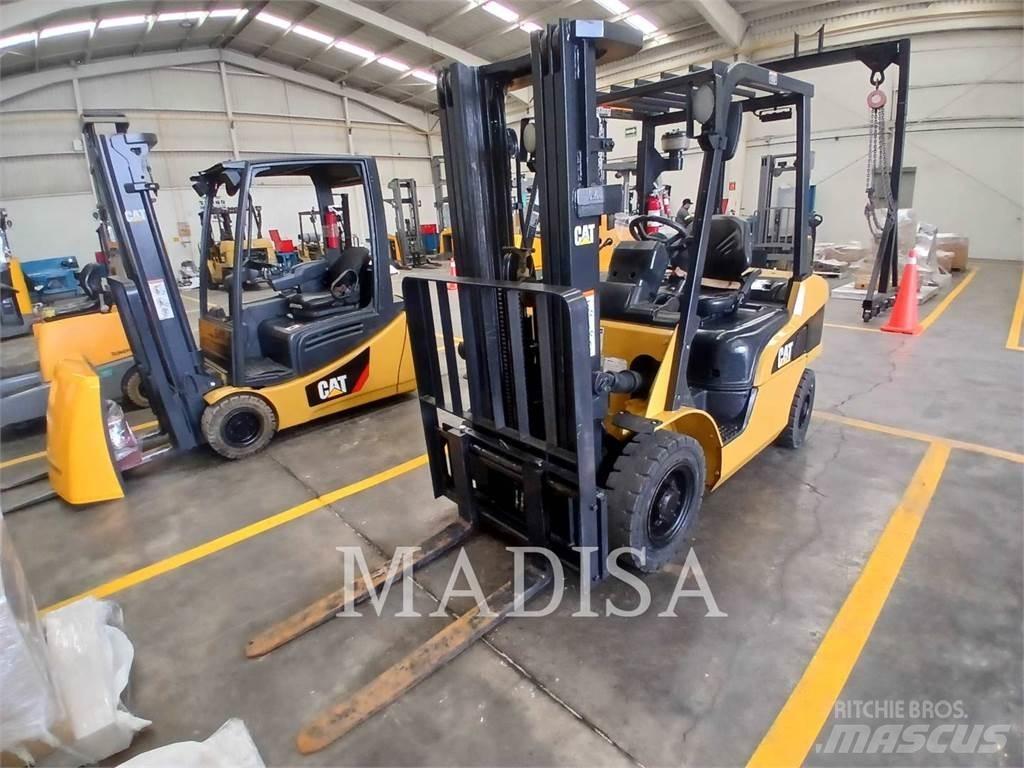 CAT LIFT TRUCKS DP25NM Другие складские механизмы
