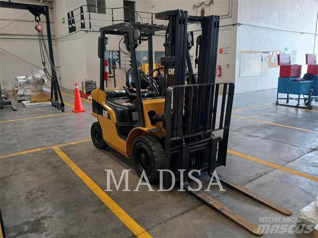 CAT LIFT TRUCKS DP25NM Другие складские механизмы