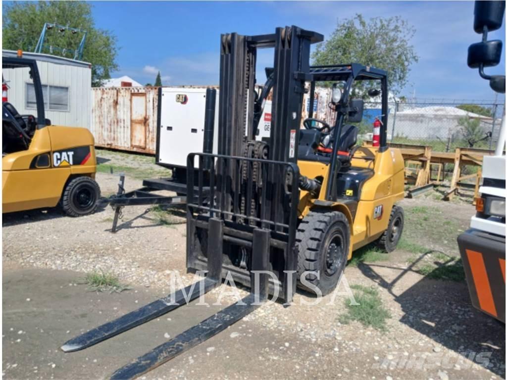 CAT LIFT TRUCKS DP50CNM Дизельные погрузчики