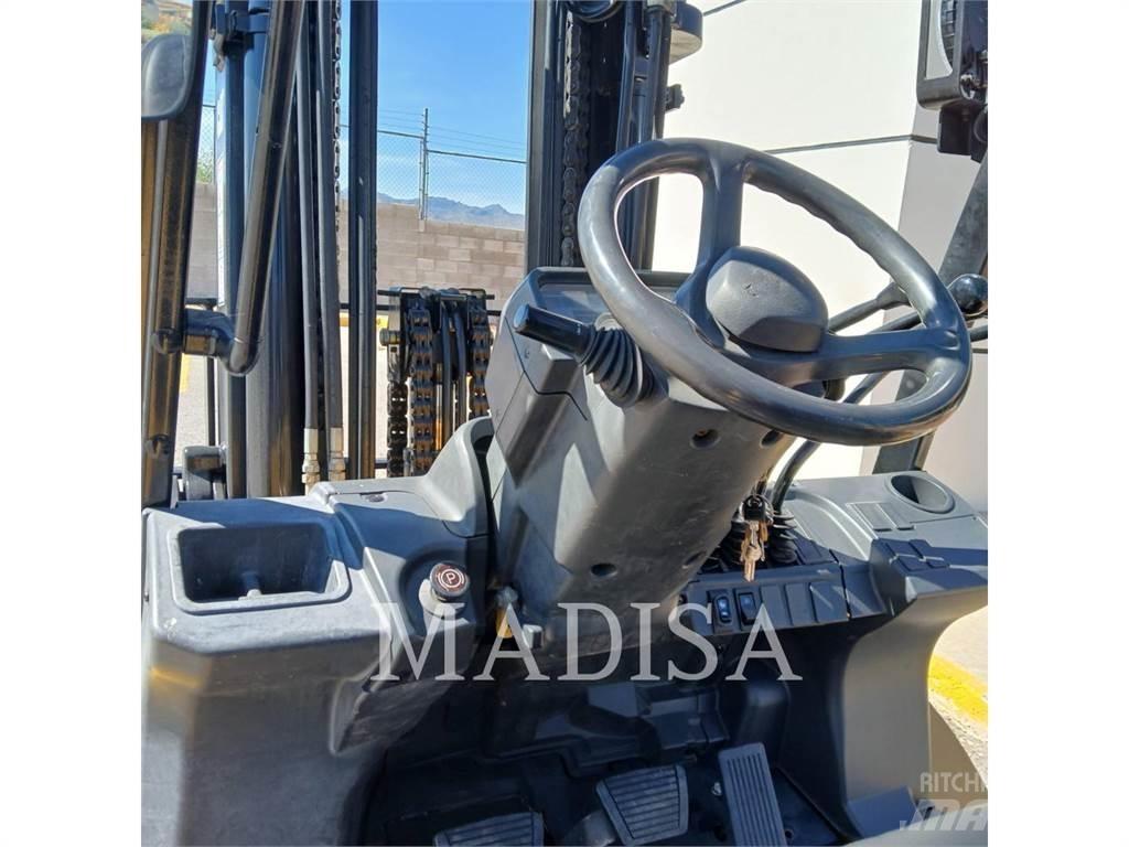CAT LIFT TRUCKS DP50NM1 Дизельные погрузчики