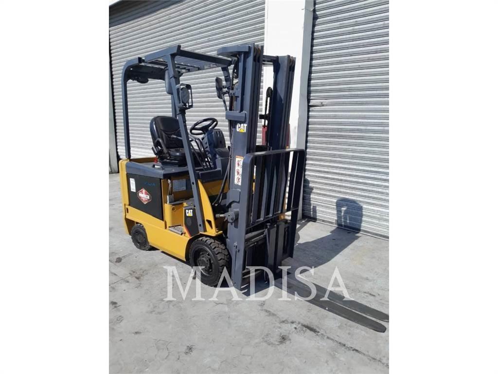 CAT LIFT TRUCKS E3500 Другие складские механизмы