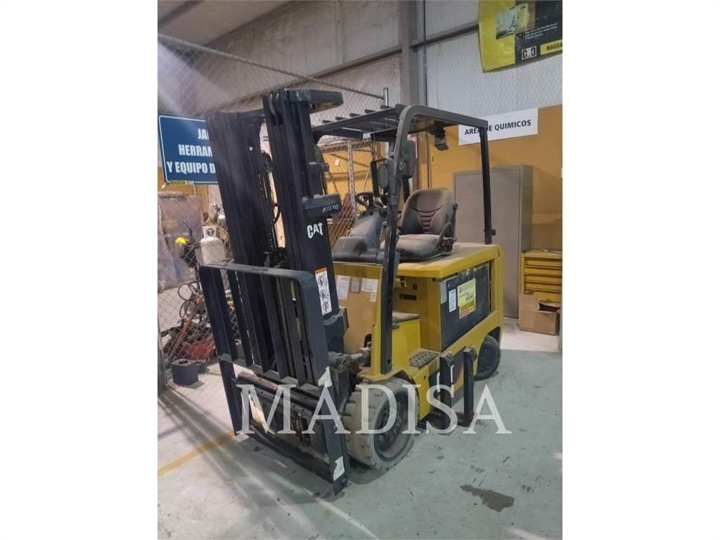 CAT LIFT TRUCKS EC25LN2 Другие складские механизмы