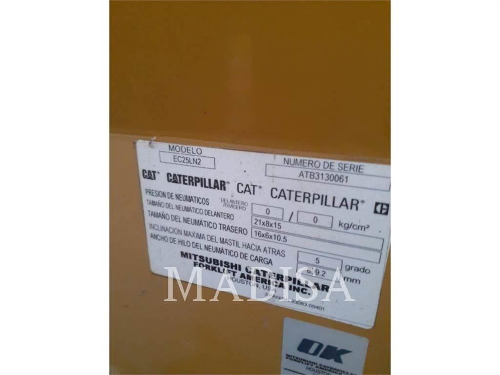 CAT LIFT TRUCKS EC25LN2 Другие складские механизмы