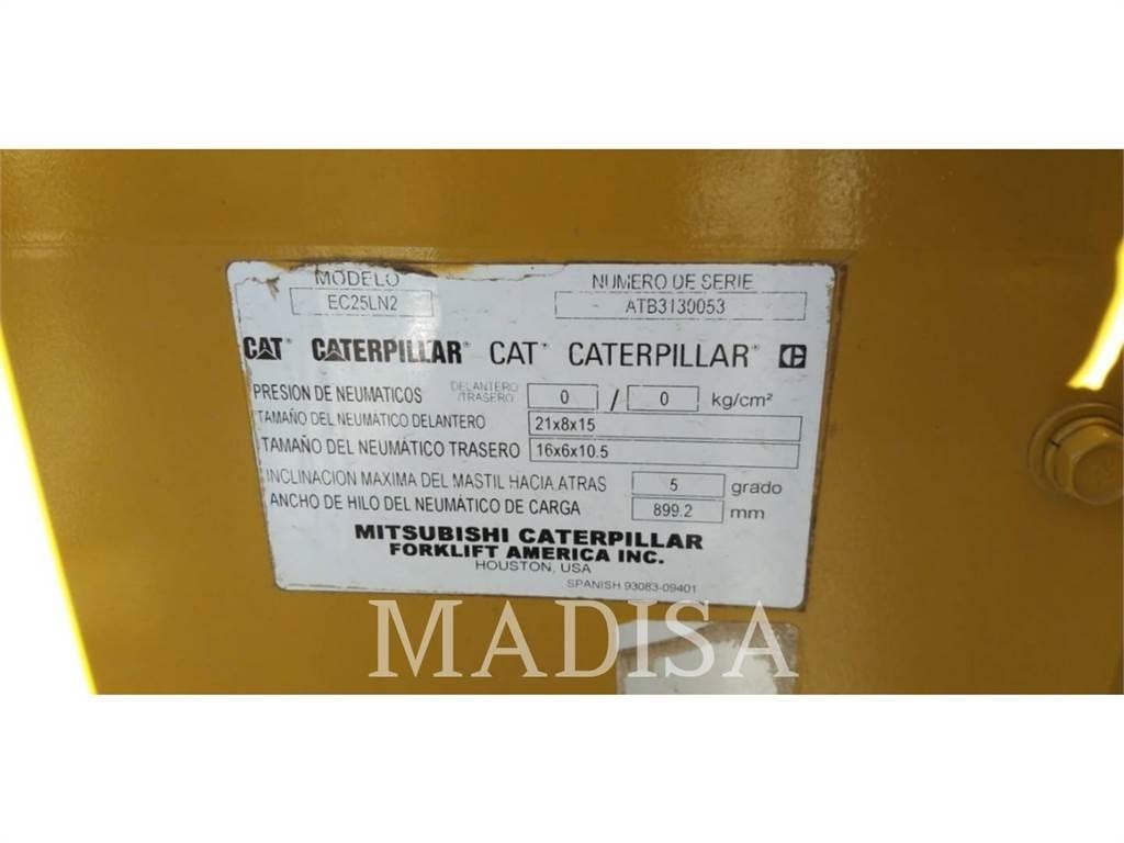 CAT LIFT TRUCKS EC25LN2 Другие складские механизмы