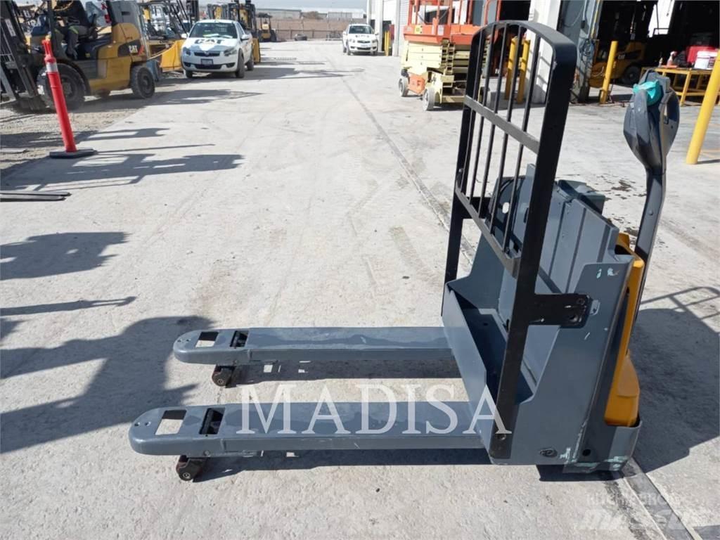 CAT LIFT TRUCKS EJE120E Другие складские механизмы