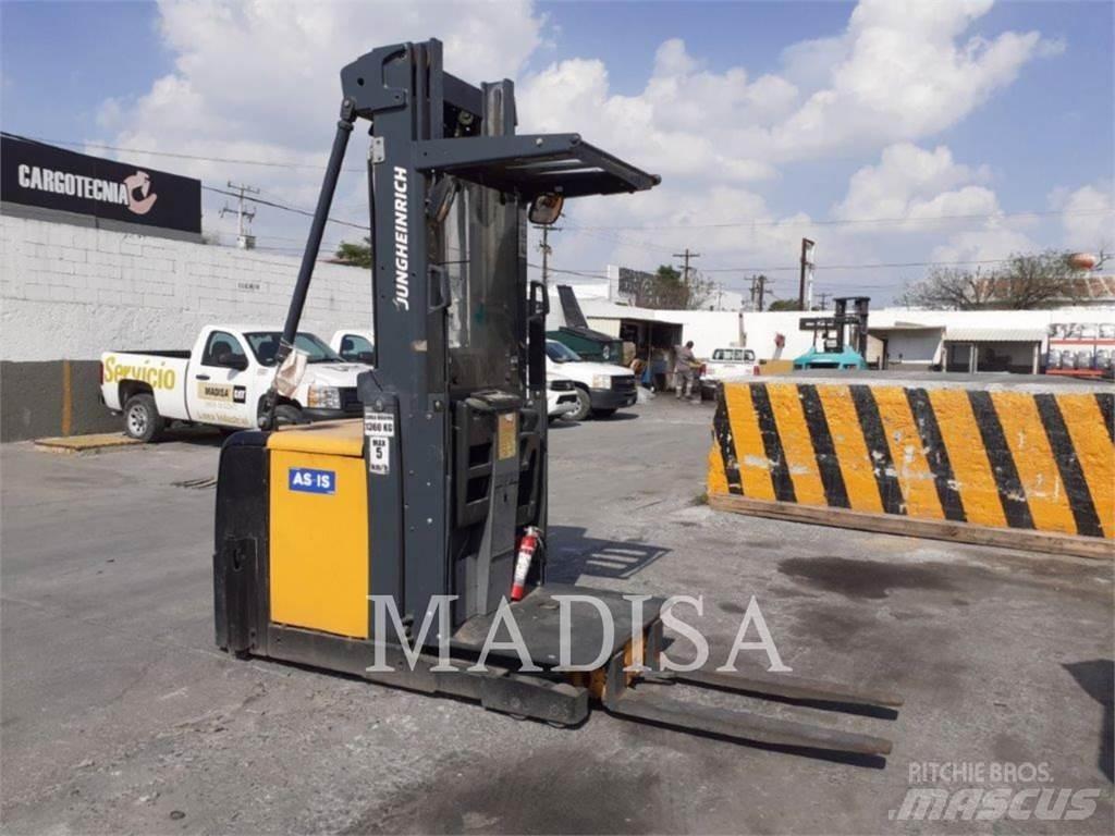 CAT LIFT TRUCKS EKS308 Электропогрузчики