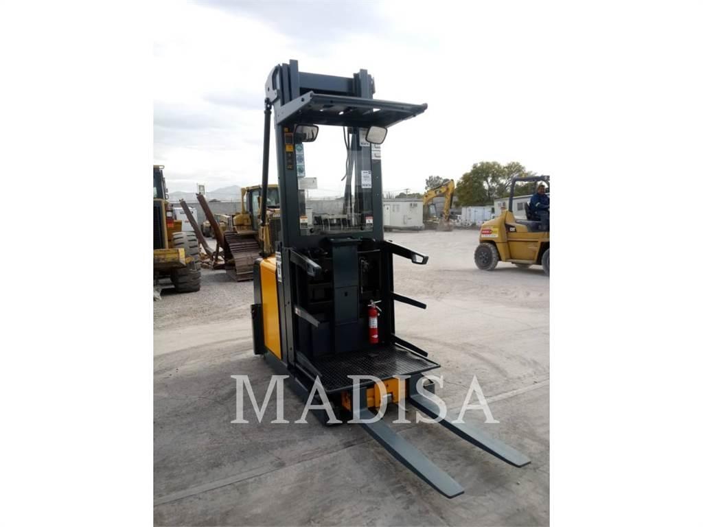 CAT LIFT TRUCKS EKS308 Другие складские механизмы