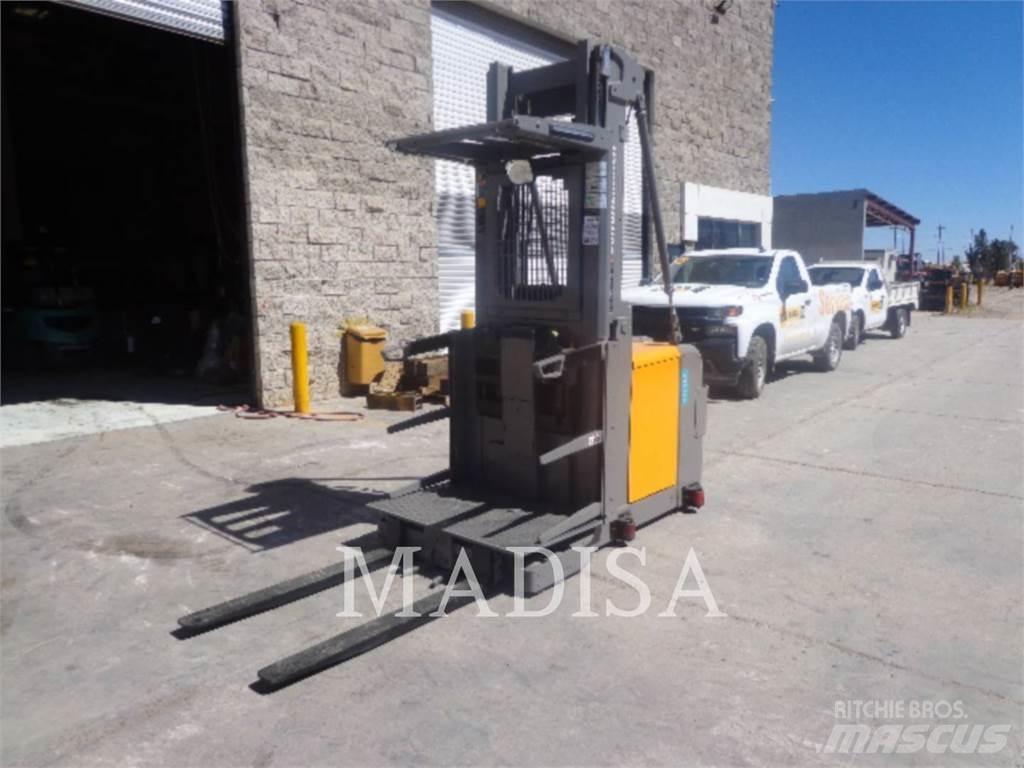 CAT LIFT TRUCKS EKS308 Другие складские механизмы