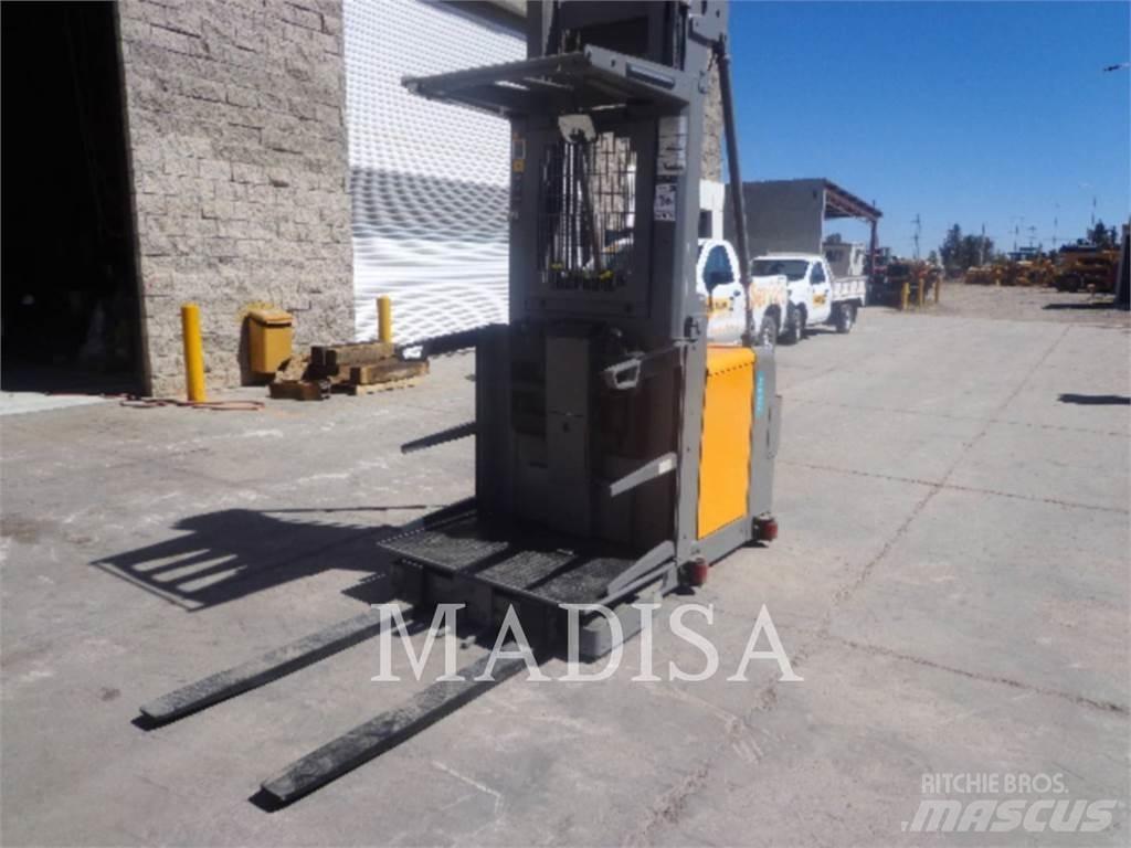 CAT LIFT TRUCKS EKS308 Другие складские механизмы