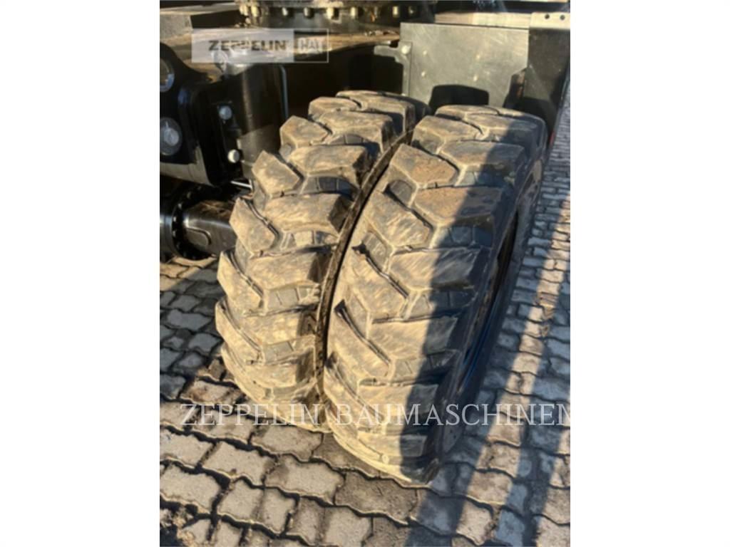 CAT M317F Колёсные экскаваторы