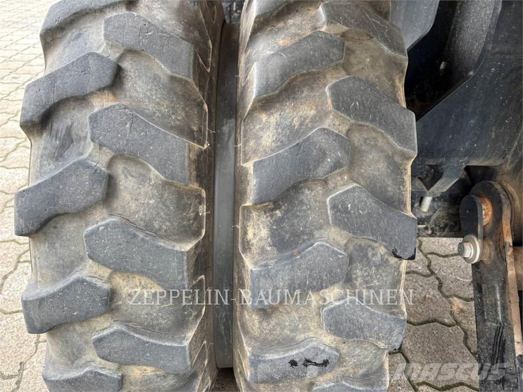 CAT M318-07A Колёсные экскаваторы