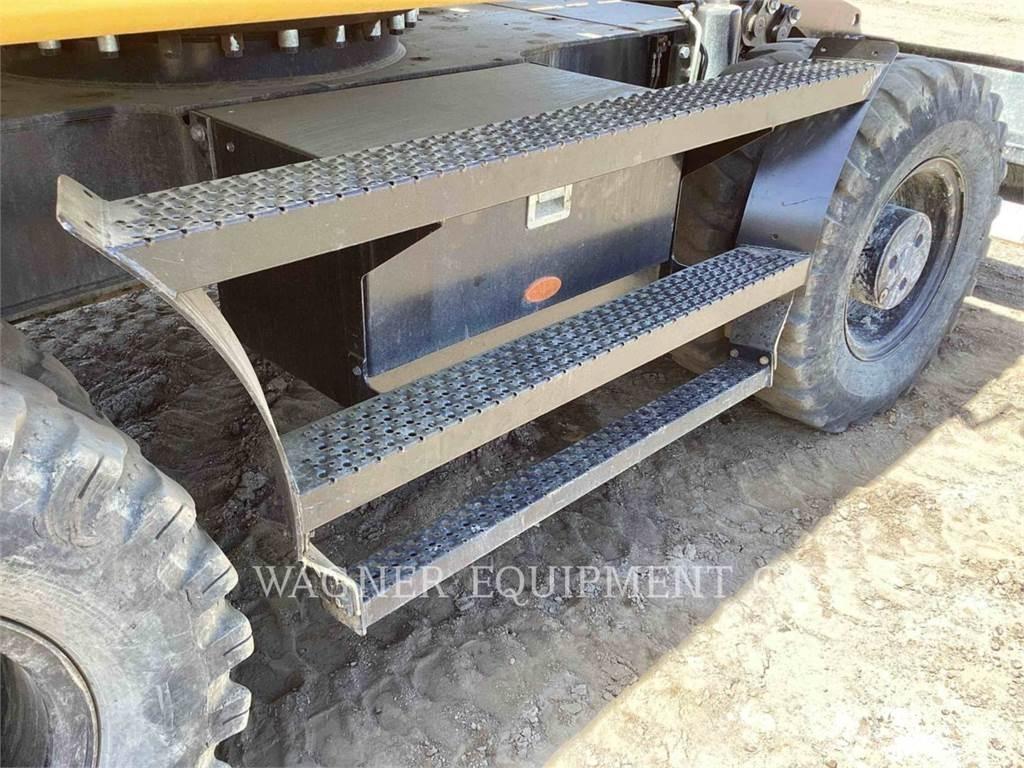 CAT M318F Колёсные экскаваторы