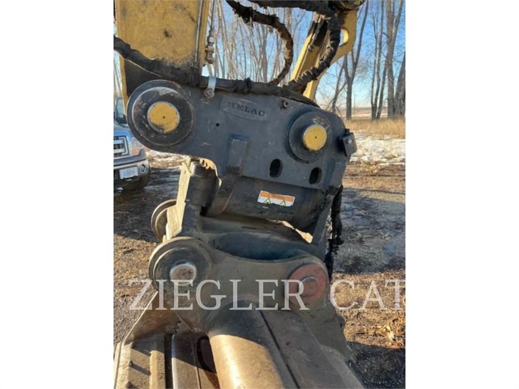 CAT M320F Колёсные экскаваторы