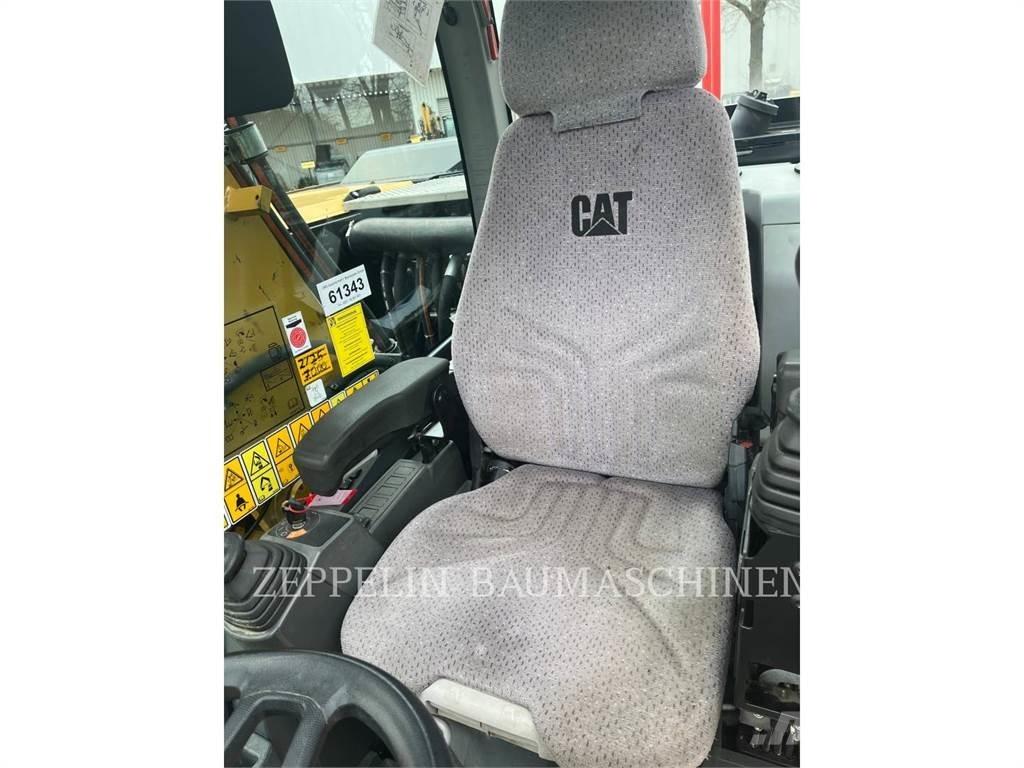 CAT M320F Колёсные экскаваторы
