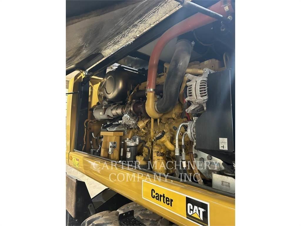 CAT M322F Колёсные экскаваторы