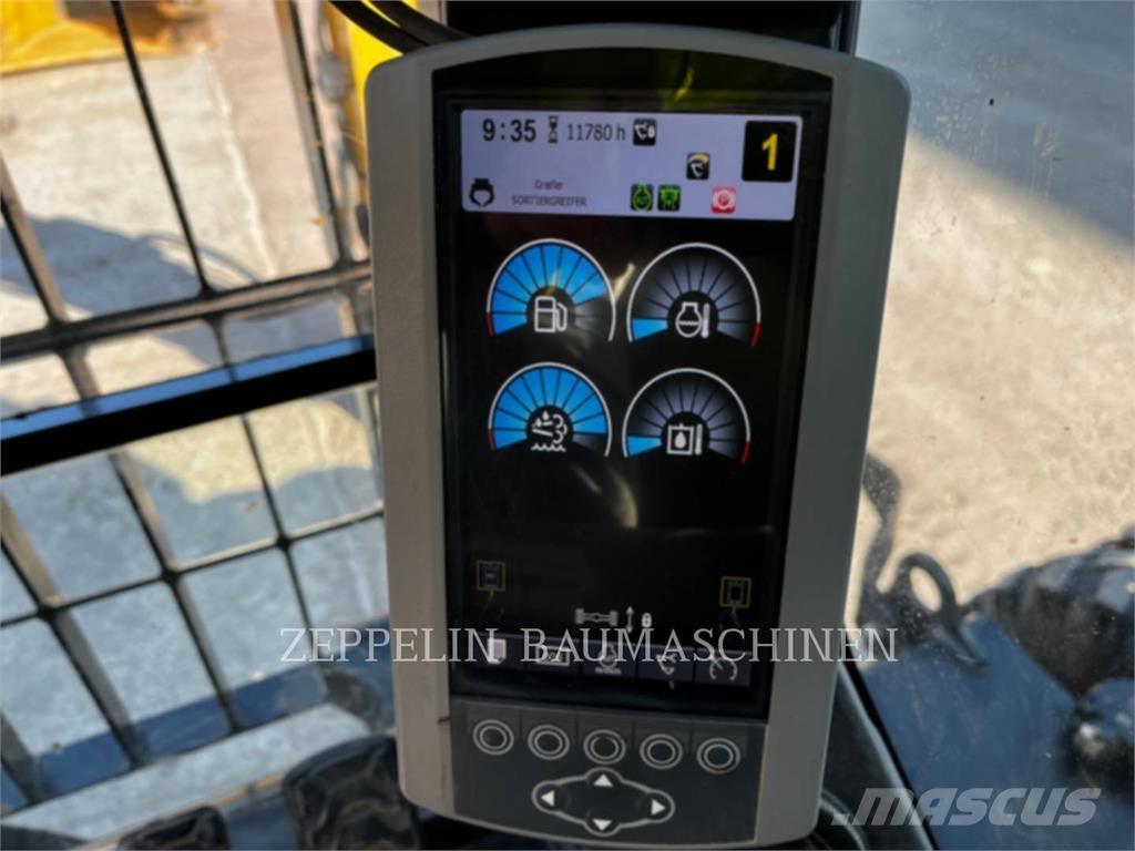 CAT M322F Колёсные экскаваторы