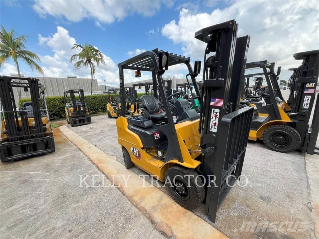 CAT MCFGP18N5 Газовые погрузчики