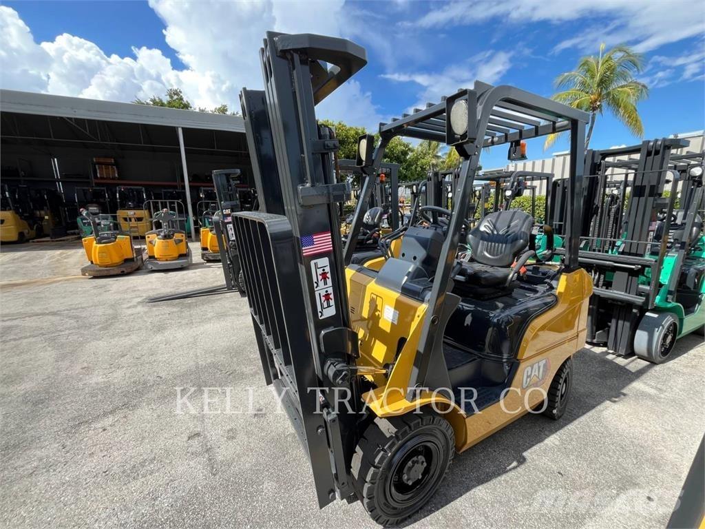 CAT MCFGP18N5 Газовые погрузчики