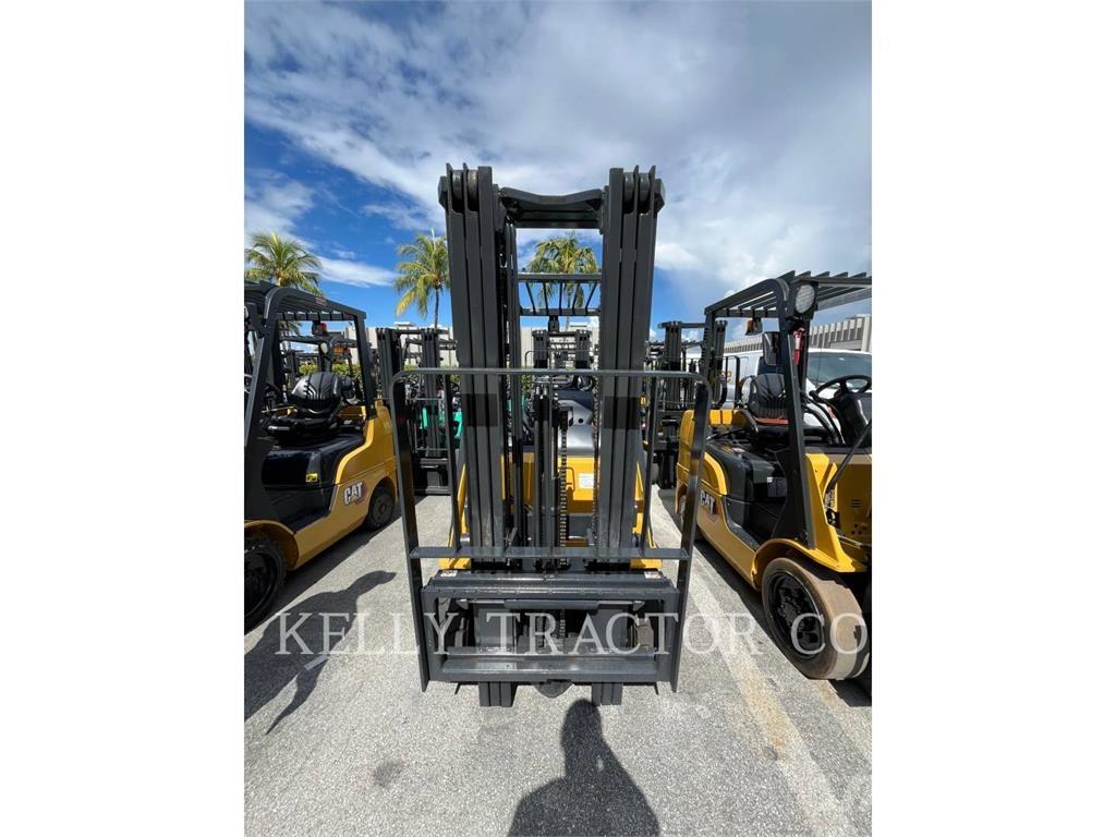 CAT MCFGP18N5 Газовые погрузчики