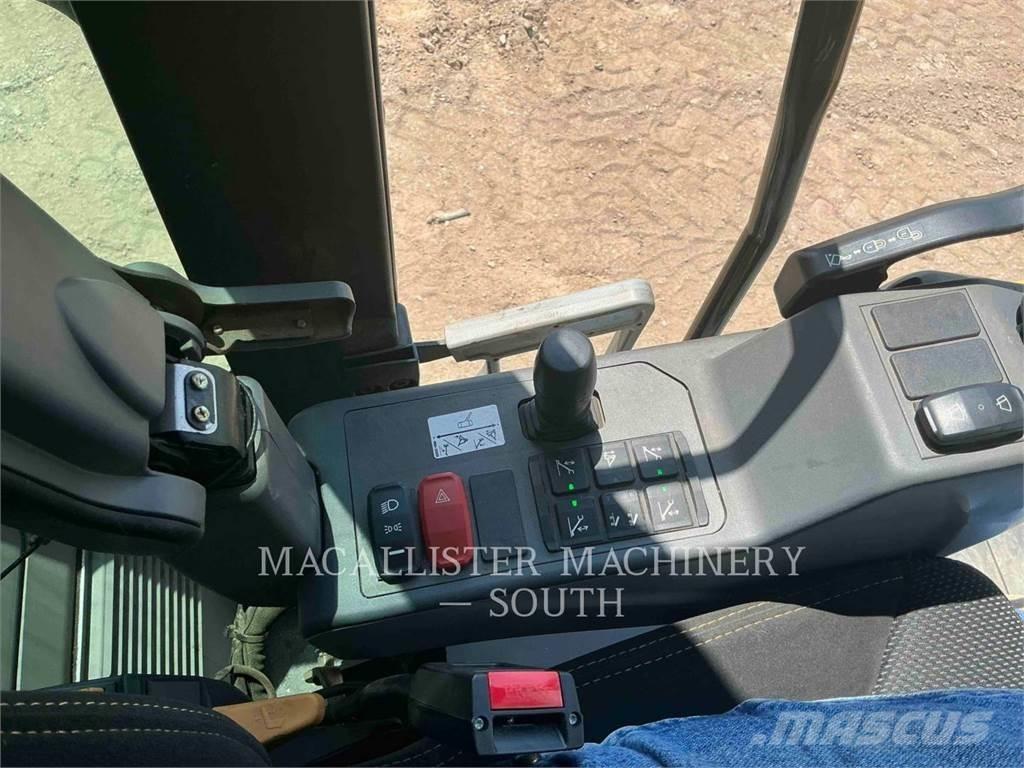 CAT MH3022 Колёсные экскаваторы