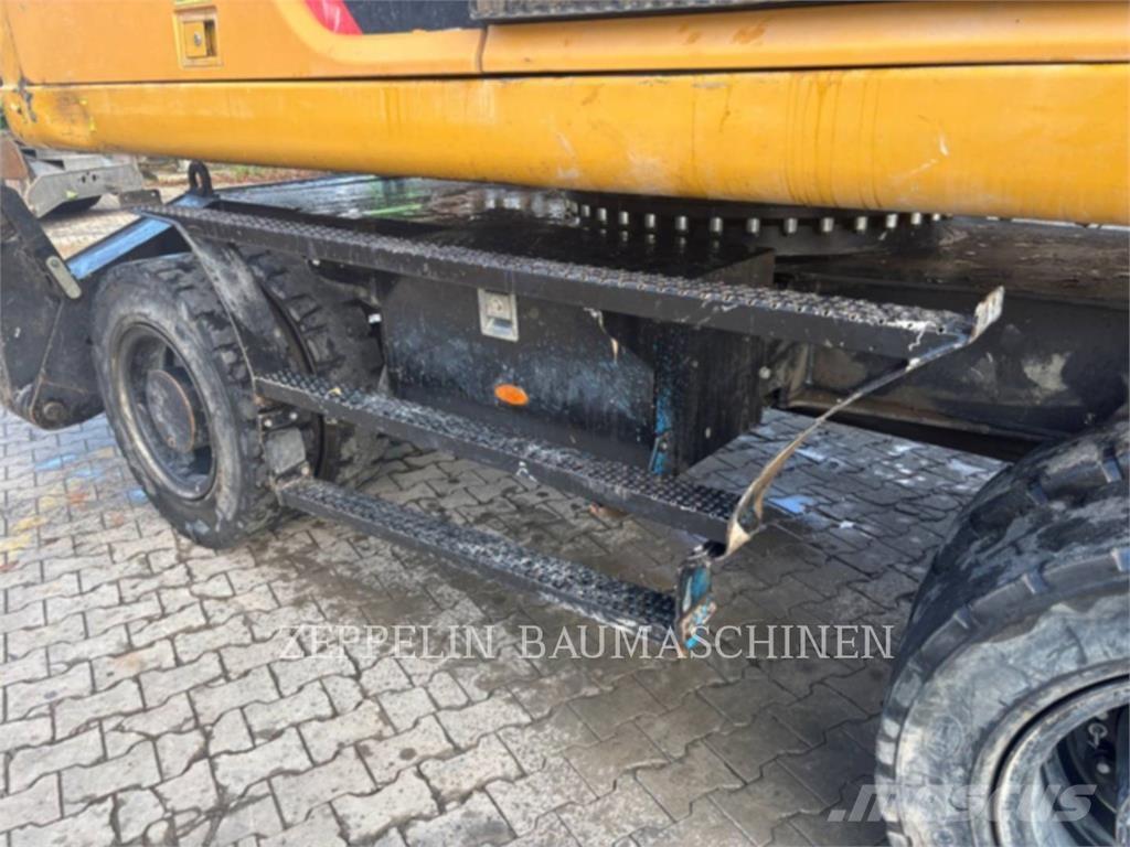 CAT MH3022 Экскаваторы для разрушения