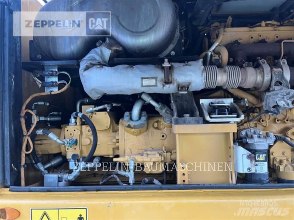 CAT MH3024 Экскаваторы для разрушения