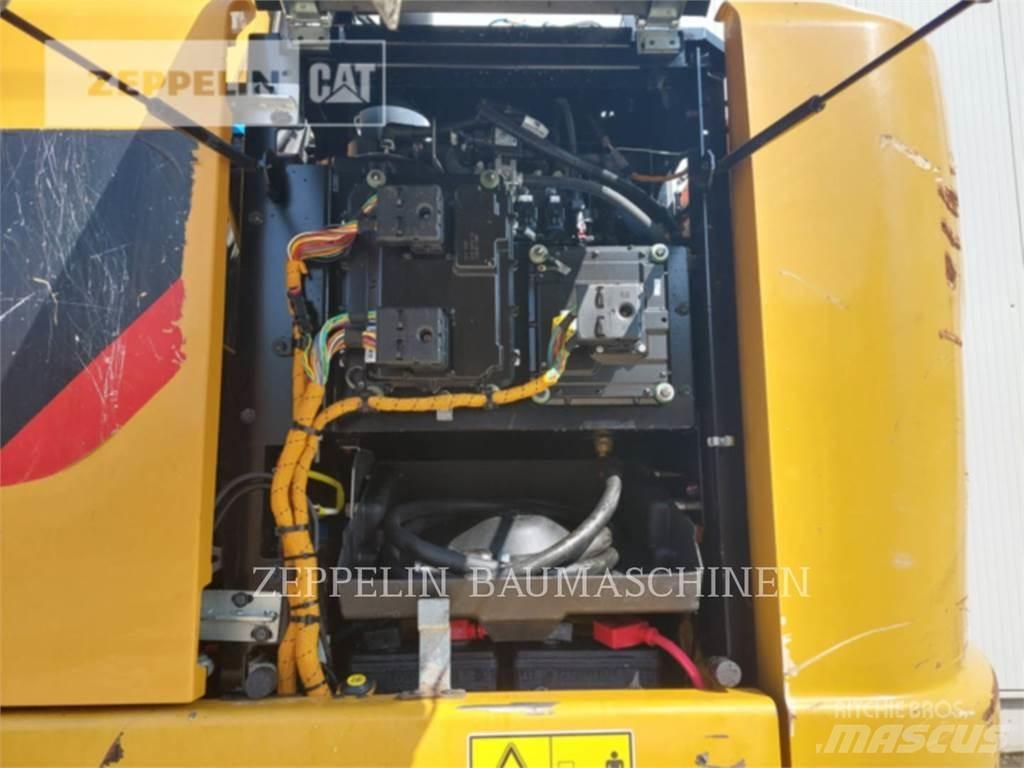 CAT MH3024-06C Экскаваторы для разрушения