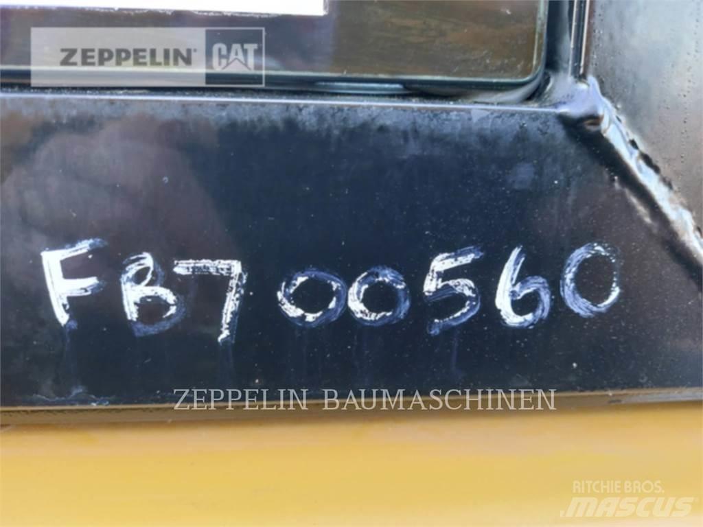 CAT MH3024-06C Экскаваторы для разрушения