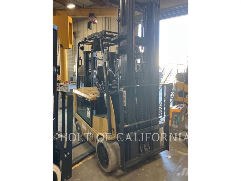 CAT MITSUBISHI EC30LN3 Электропогрузчики