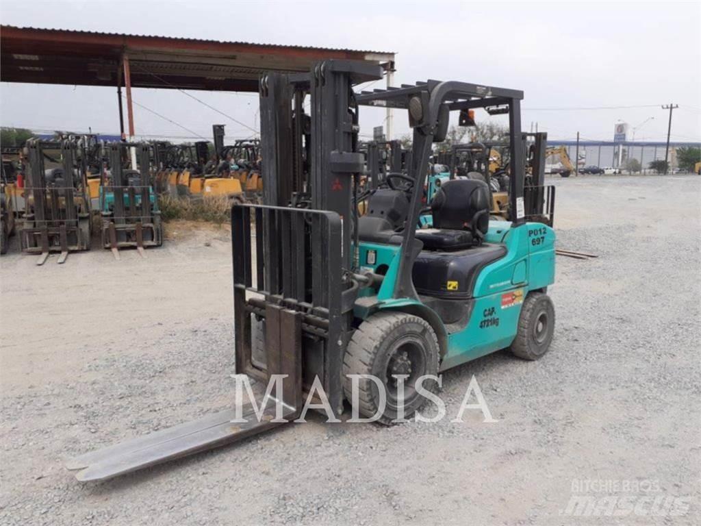 CAT MITSUBISHI FD30NM5 Другие складские механизмы