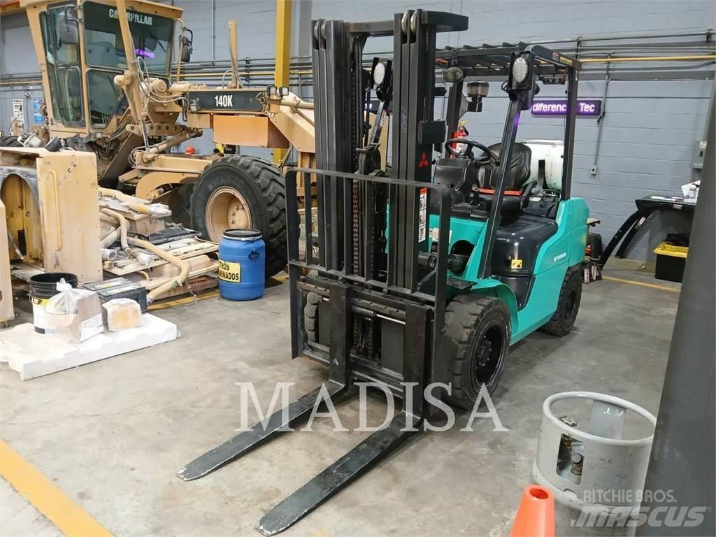 CAT MITSUBISHI FG30N-LP Другие складские механизмы