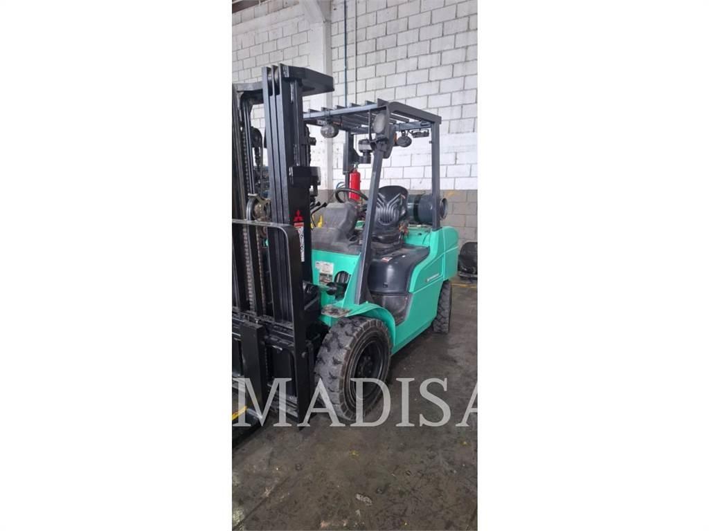 CAT MITSUBISHI FG30N-LP Другие складские механизмы