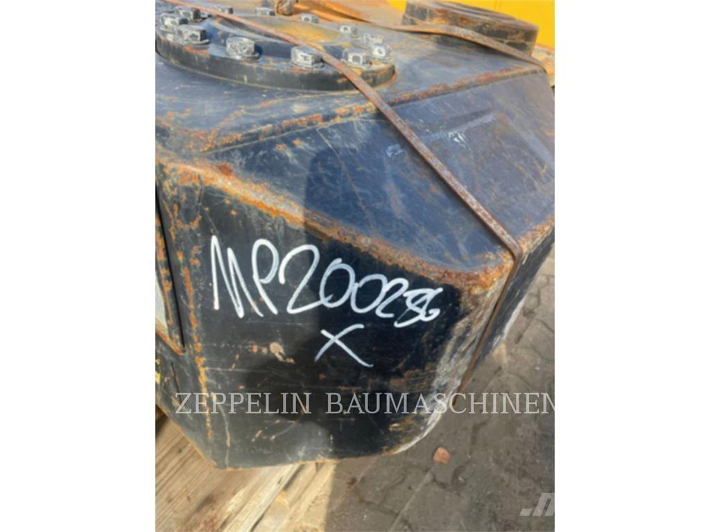 CAT MP318 Строительные дробилки