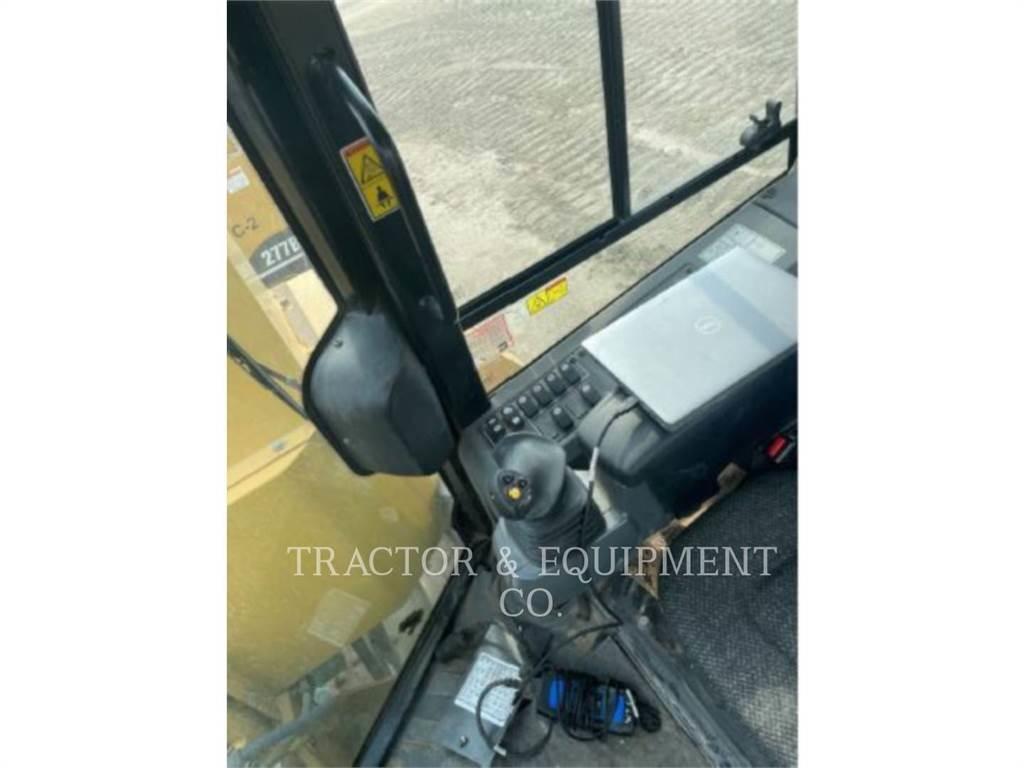 CAT PL61 Гусеничные бульдозеры