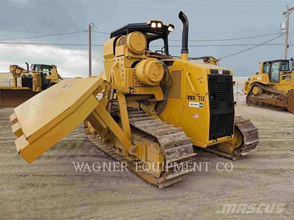 CAT PL61 Трубоукладчики