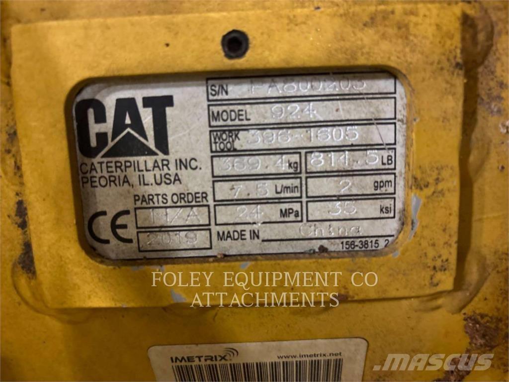 CAT QC930MT Фронтальные погрузчики
