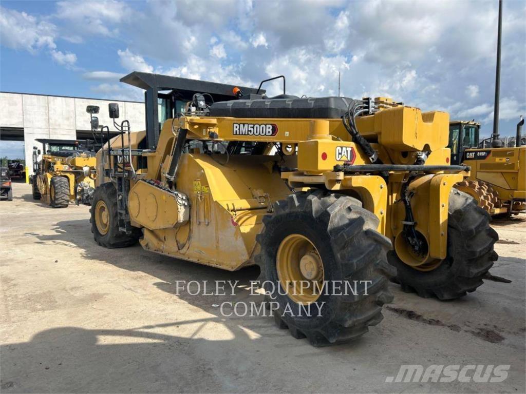 CAT RM500B Асфальтоукладчики