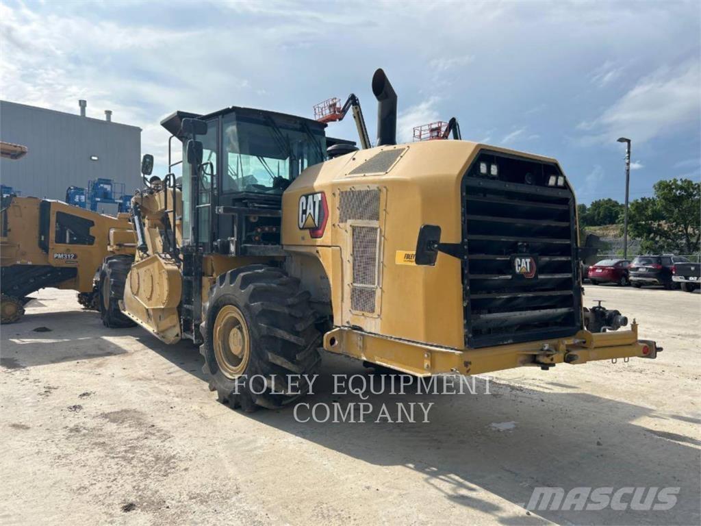 CAT RM500B Асфальтоукладчики