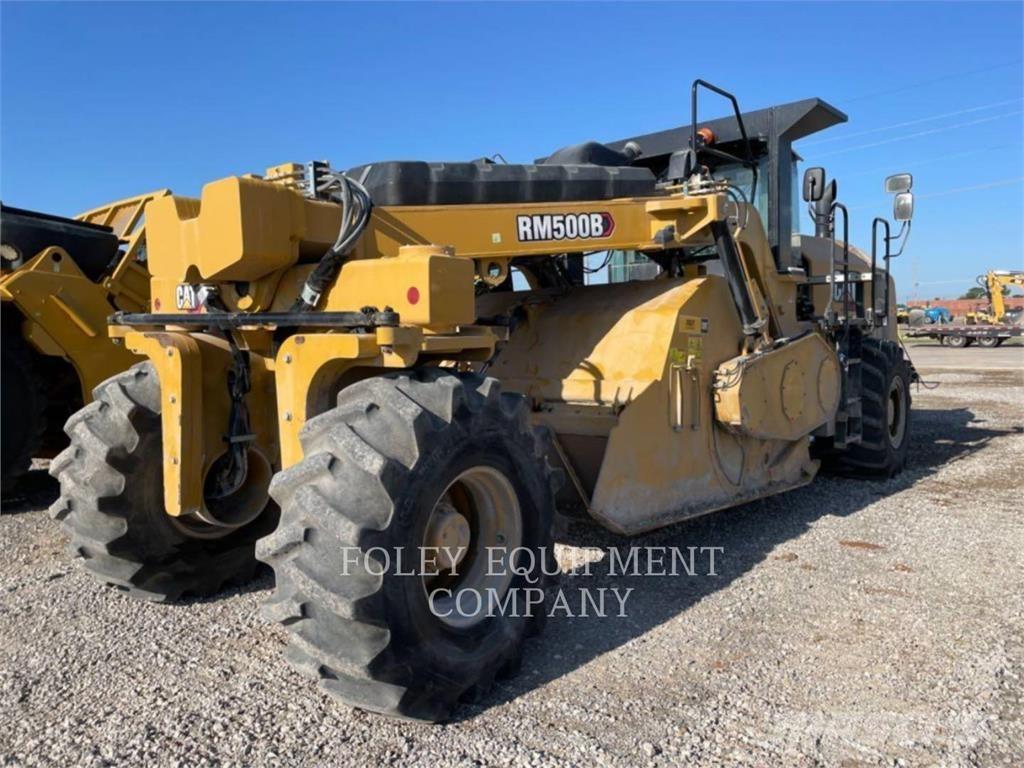 CAT RM500B Асфальтоукладчики