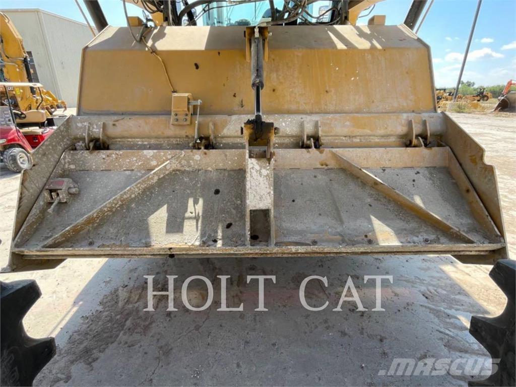 CAT RM500B CAB Ресайклеры