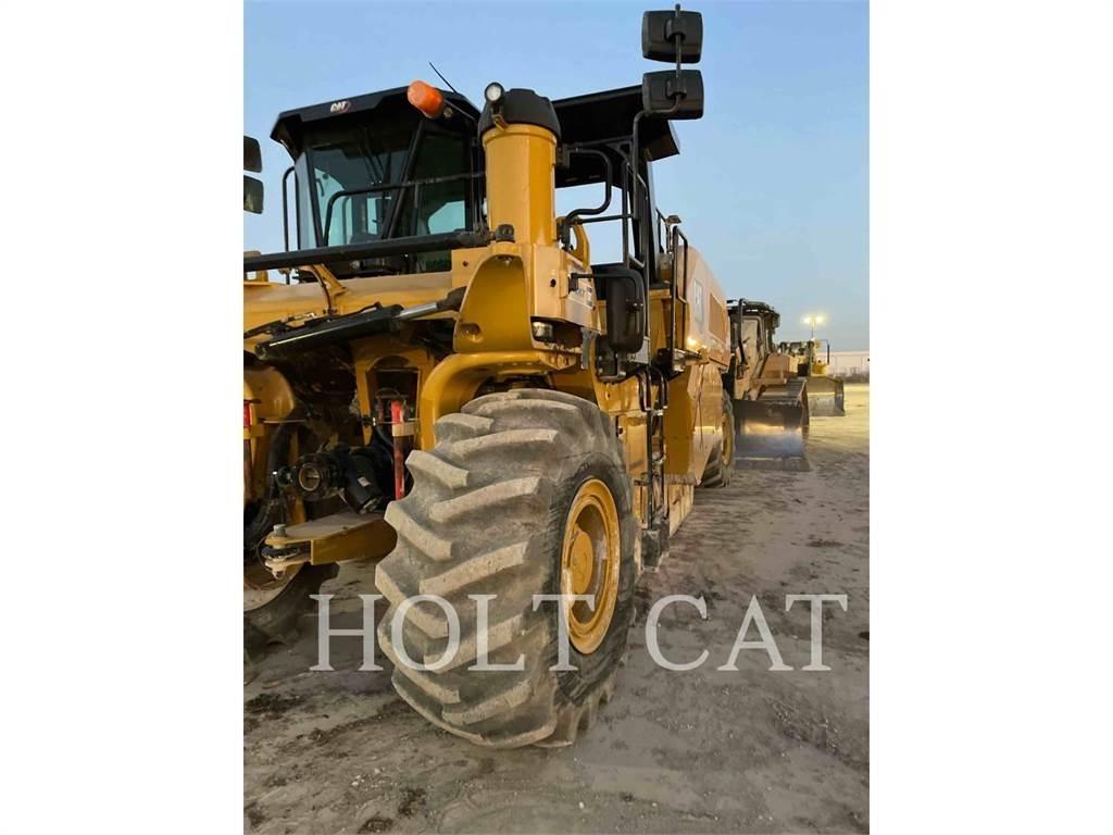 CAT RM800 Ресайклеры