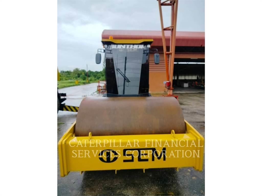 CAT SEM510 Грунтовые катки