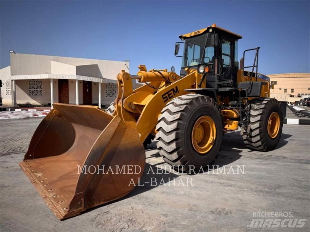 CAT SEM660D Фронтальные погрузчики