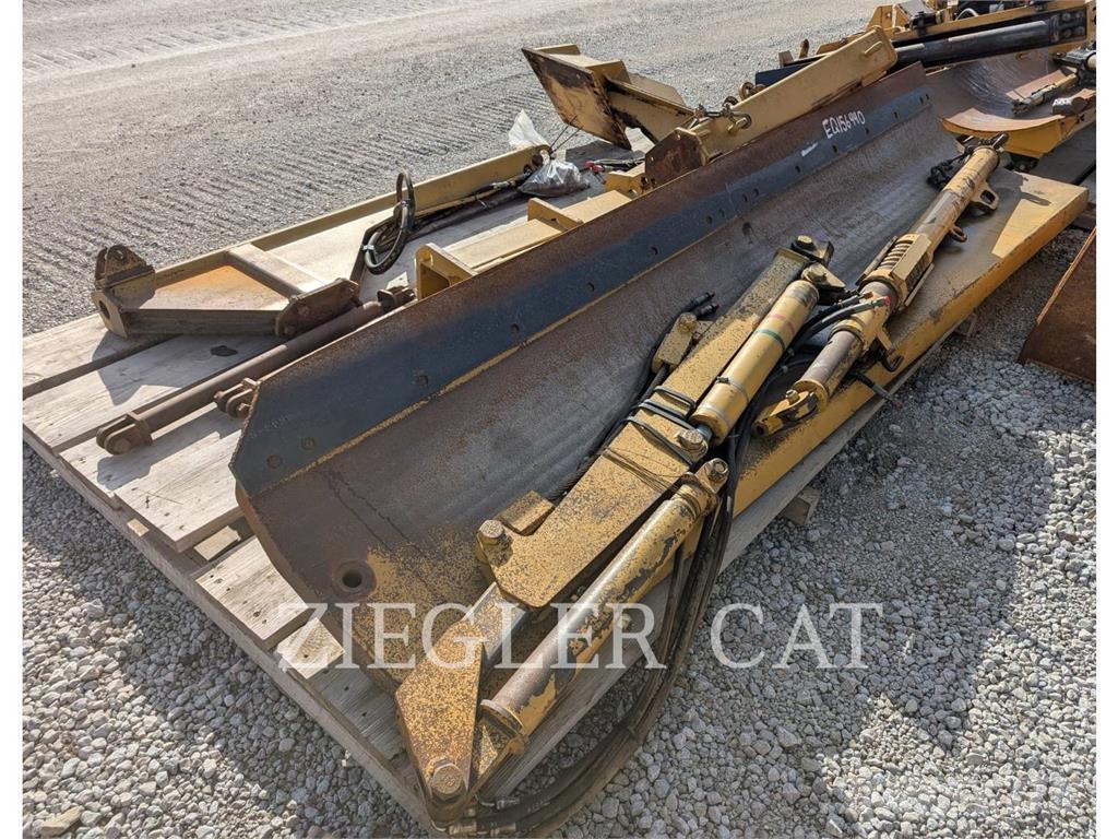 CAT SNOW WING Снегоуборщики