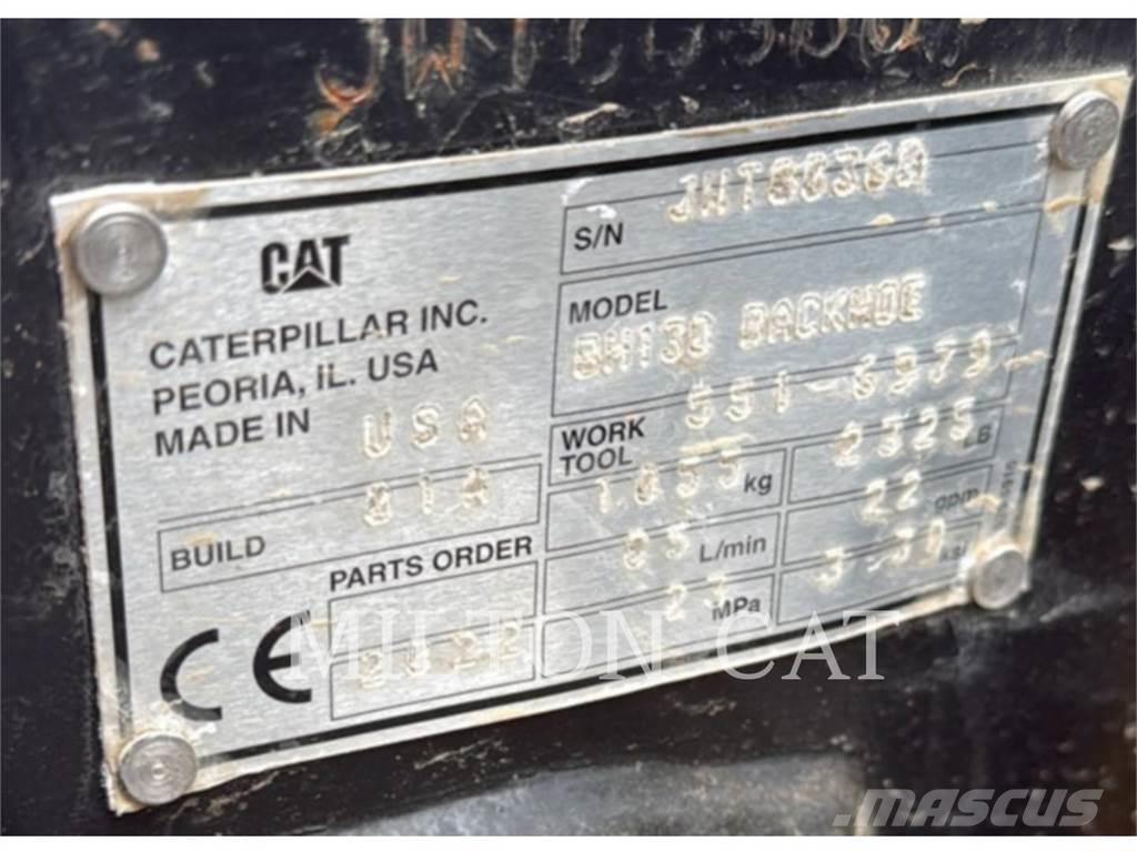 CAT SSL BH130 BACKHOE Экскаваторные стрелы
