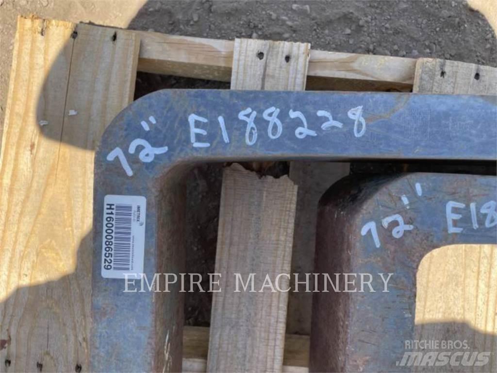 CAT TH TNS72 Паллетные вилы для фронтальных погрузчиков